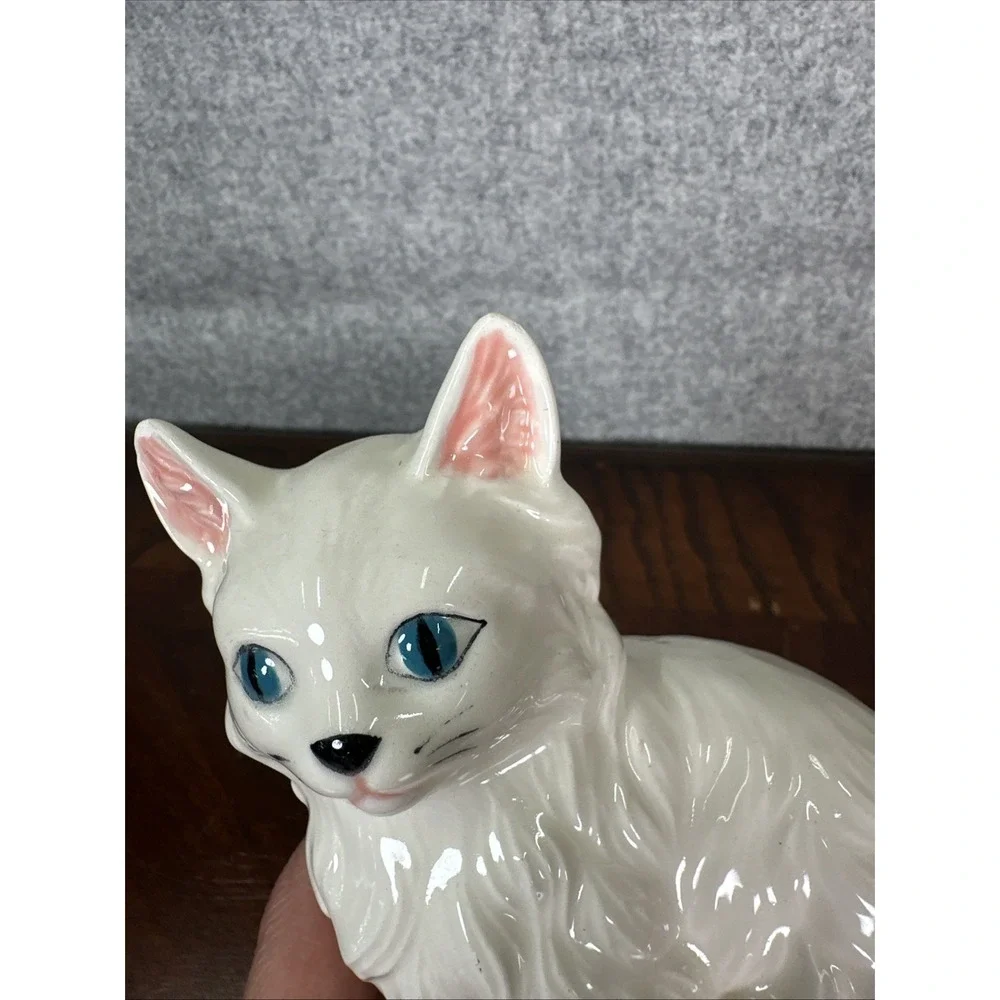 Vintage Small White Long Hair Cat Figurine‎ Porcelain